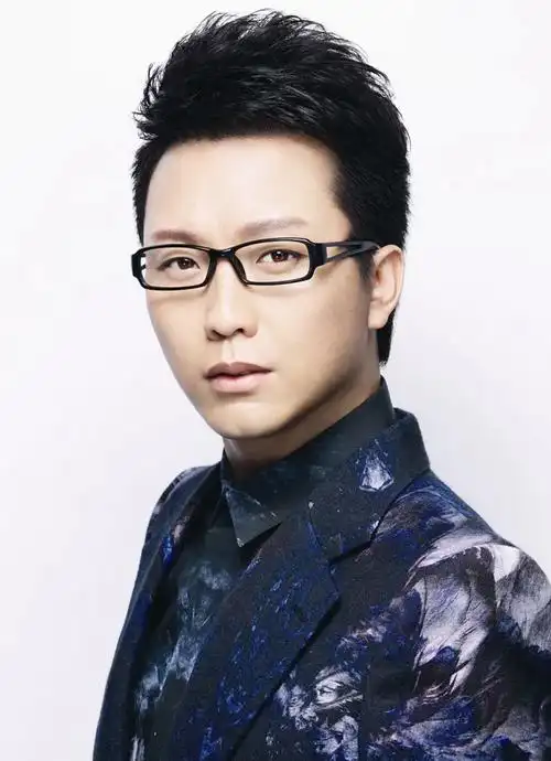 李玉刚的励志人生,和他生命中爱过的一个重要女人