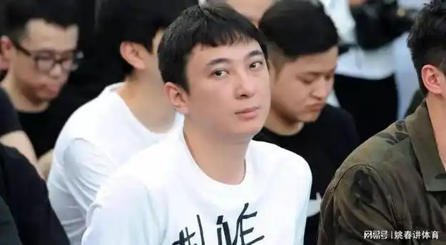 王思聪质疑国人审美不行怼遍半个娱乐圈王健林都不放在眼里