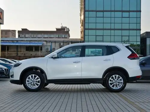 东风日产 奇骏 2020款 2.0l cvt智联舒适版 2wd