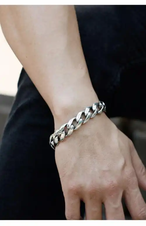 触梦歌词(歌曲触碰歌词)