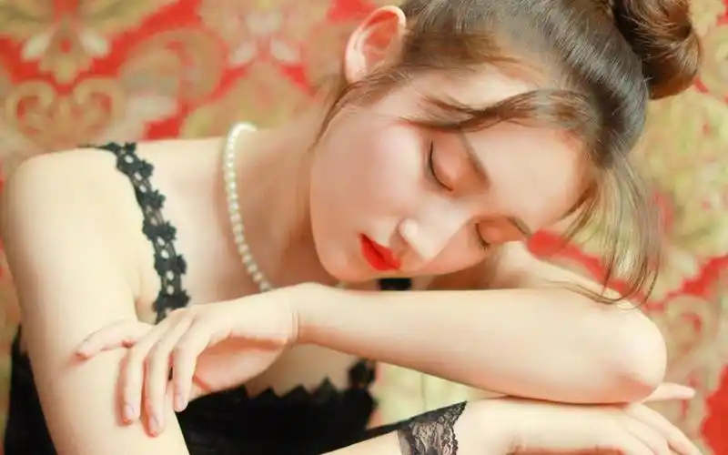 美如花仙子的漂亮小姐姐,高清壁纸图片,清纯美女-回车桌面