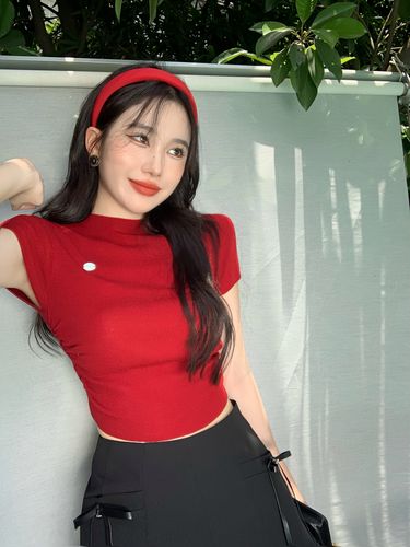 针织t恤女夏季薄款红色辣妹紧身打底衫2023新款修身显瘦短袖上衣 - 17