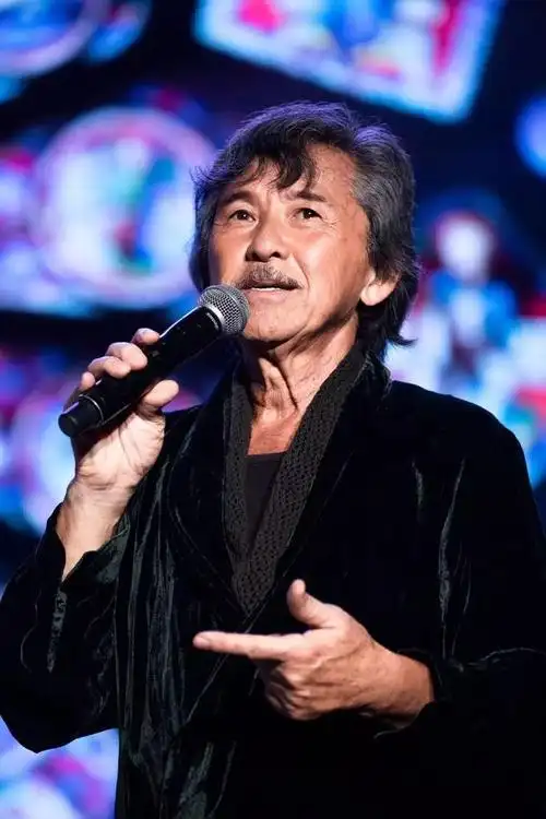 曾几何时,香港乐坛堪称华语乐坛的主流,有很多内地歌迷,尽管他们根本