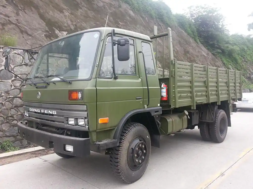 东风牌eq1118ga防火运兵车