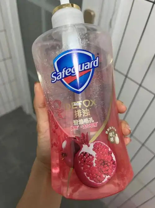 舒肤佳红石榴沐浴露