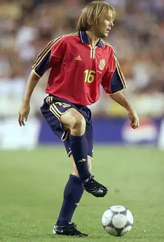西班牙国家队足球队员介绍:门迭塔4