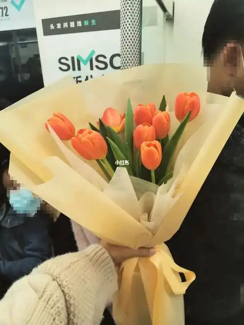 第一次收到女生送的花郁金香太爱了