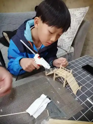 制作手工牙签桥 亲子活动 - 美篇