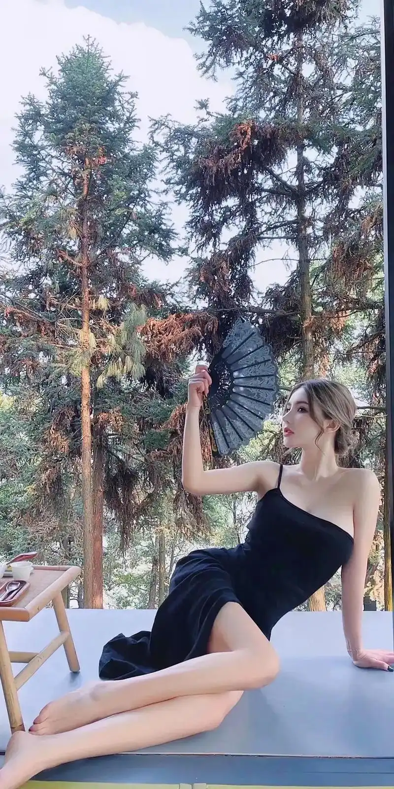 送你一张壁纸,是你们喜欢的吗#甜美女孩 #渣男壁纸 #手机壁 - 抖音