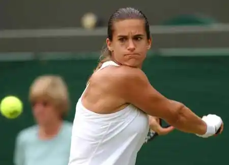 图文毛瑞斯莫进入温网女单四强充满仇恨眼神