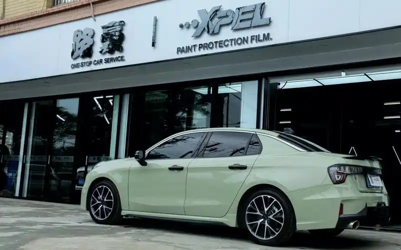 绿黑搭配,挺适合运动车型的配色#领克03改色  #卡其色