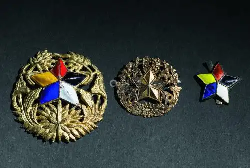 北洋军政府将领帽徽 (一组)