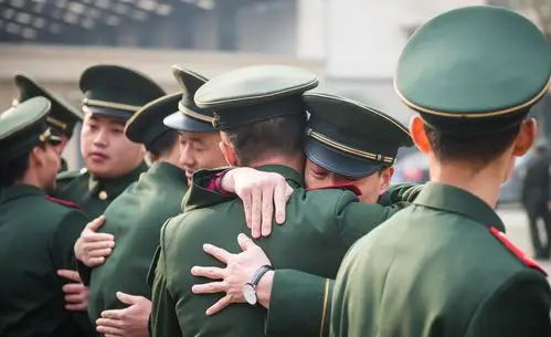 2020年退伍战友,算算今年能领多少退伍费?_手机搜狐网