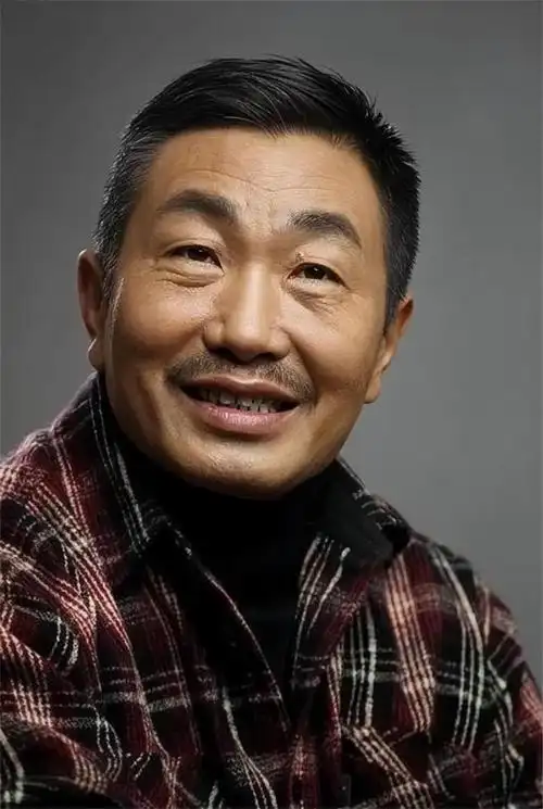 与妻子青梅竹马,结婚41年零绯闻,女儿让他骄傲|老戏骨|杜源(演员)