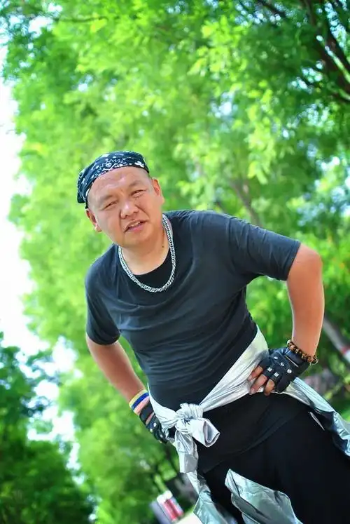 我给社会大哥拍写真(10p)