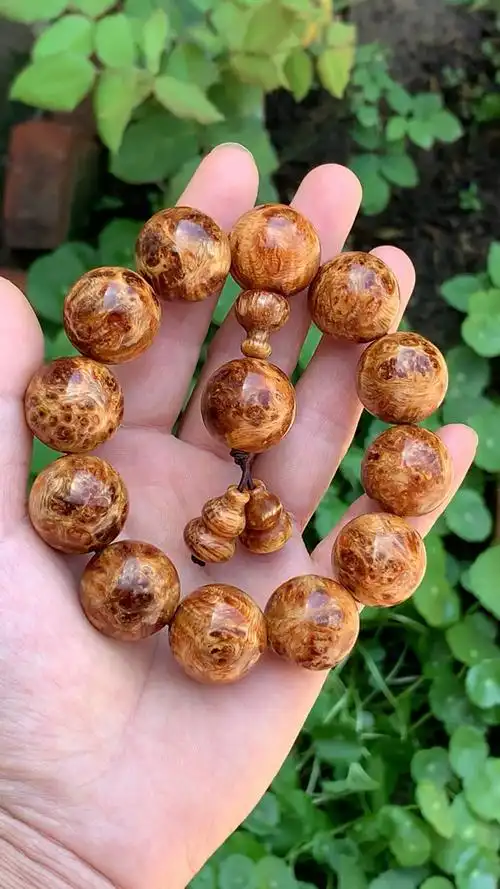 琥珀木手串,都是精品