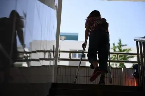 合肥市第四十二中学——"合肥42中两位女教师"入选"2018合肥十大感动