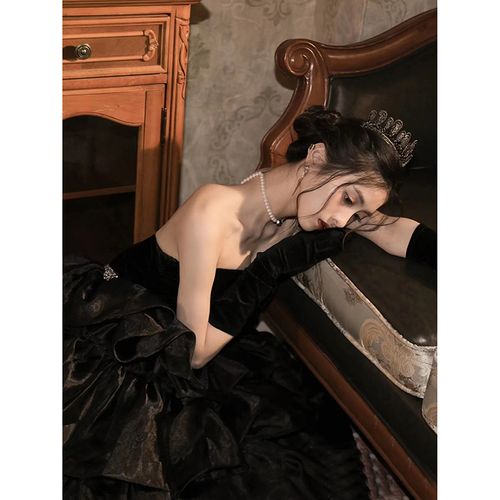 黑色抹胸晚礼服裙生日成人高端轻奢小众法式高级感在逃公主婚纱女