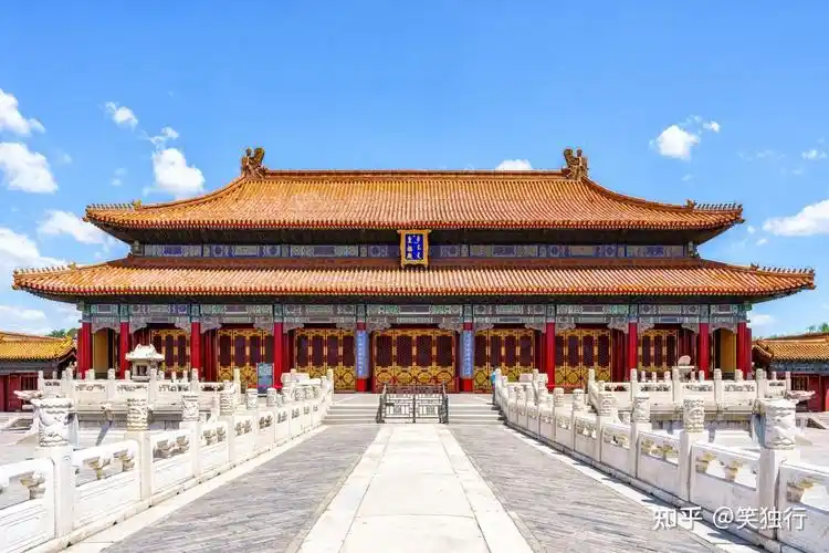 仿乾清宫,用太和殿曾用名:深度游故宫之皇极殿导游词 - 知乎