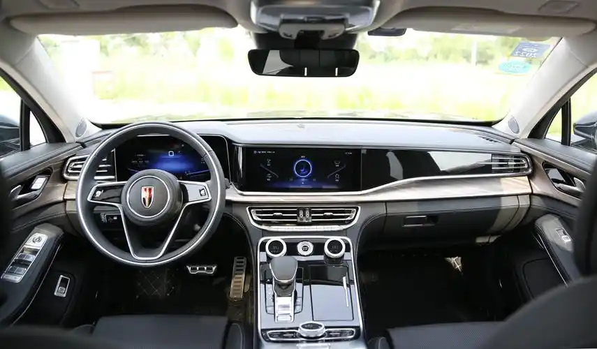 如果单从外观内饰的设计水平来看,红旗h9的表现已经能够和bba的同级别