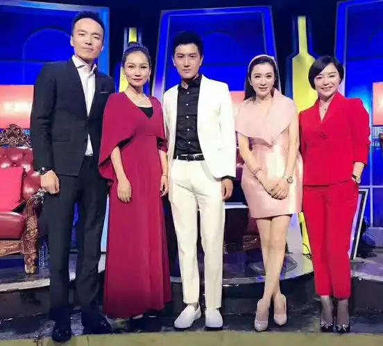 接棒陈欧成《非你莫属》又一颜值担当 精灵树吴晟被称最帅ceo