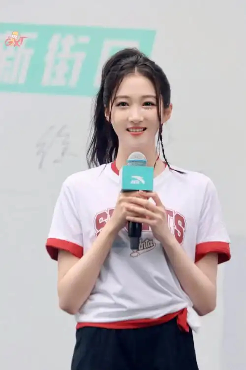 关晓彤安踏品牌全球代言人