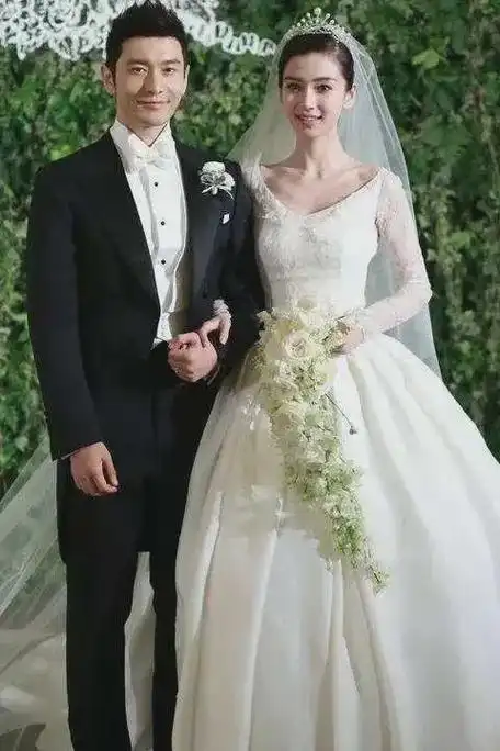 国内六大"名模":吕燕最丑,何穗最骚,她用身体为自己博得一线地位