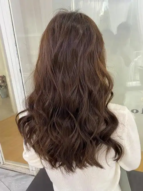 暖棕色秋冬发色推荐2022最火