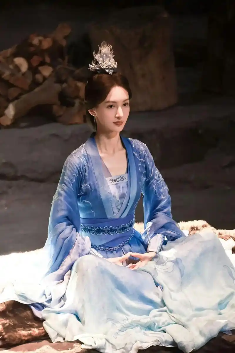 古装金晨,好好看啊!狠狠期待了啊! cr - 抖音