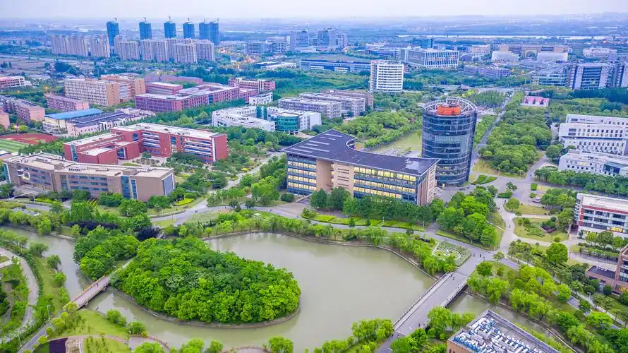 航拍华师大闵行校区一期