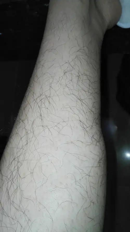 女生腿毛旺盛是怎样的人生体验? - 匿名用户的回答 - 知乎