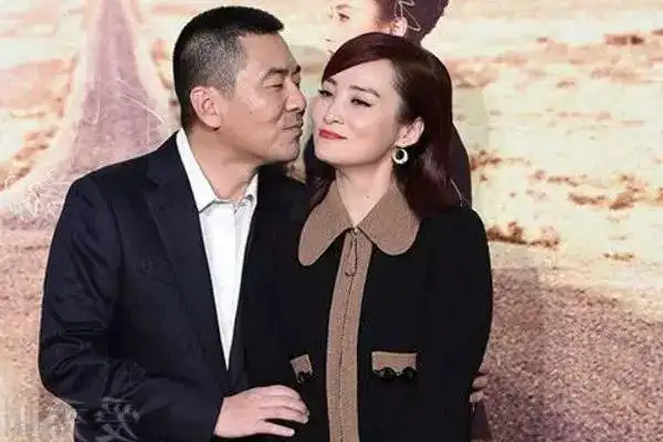 蒋勤勤发文称我不是小三吴越的一句话霸气回怼这下打脸了吧