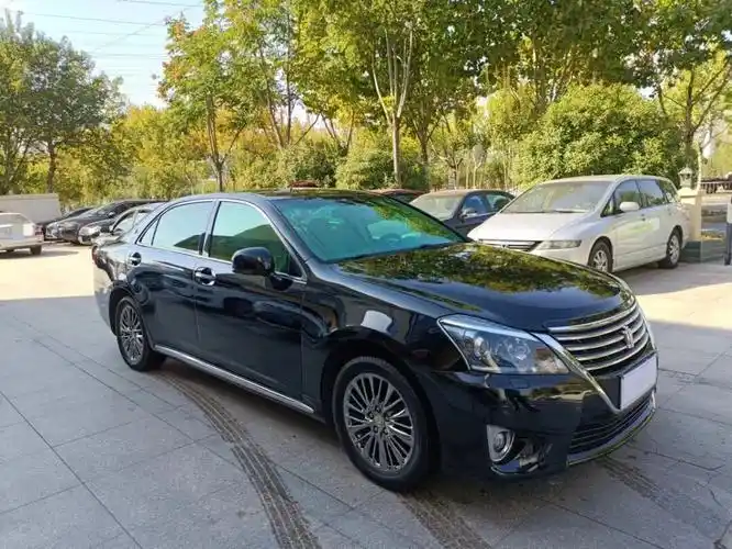 13代皇冠有没有感兴趣的