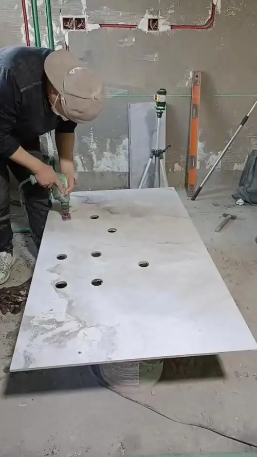 大板瓷砖开孔要注意,一定要薄贴