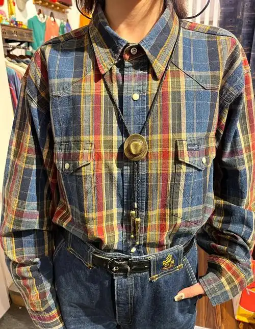 美式复古#古着#武汉古着店欢迎进店选购""支持线上92地址武汉市