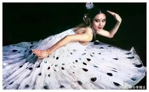 万万没想到,65岁"丁克"了22年的杨丽萍,如今成了人生赢家