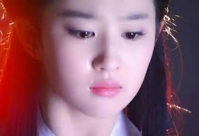 女星哭戏大比拼有的撕心裂肺有的梨花带雨谁的哭让你心疼了