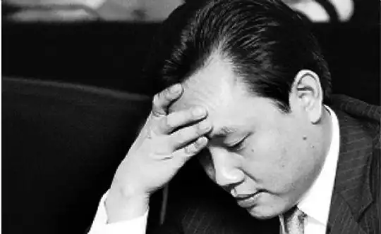 当年黄光裕有多么霸气一张合影令人震撼现任首富王健林成小弟