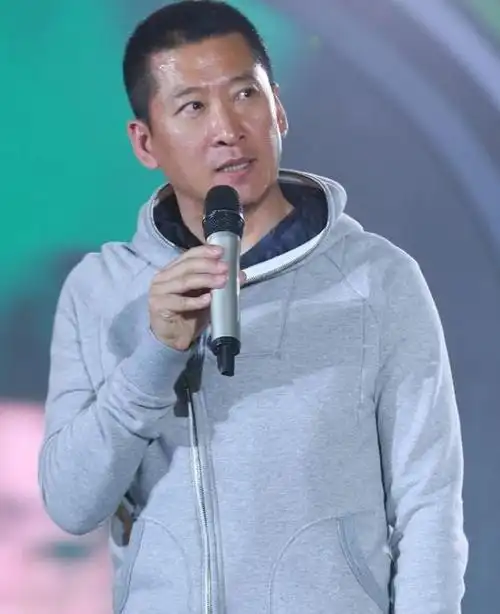 周杰拥有千亩大米基地种地赚上亿坐拥5间公司一个大酒庄