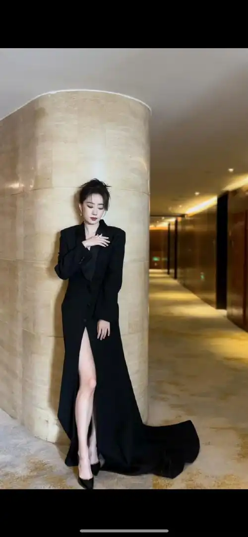 张小斐深v西装礼服造型##张小斐华表奖西装造型好a