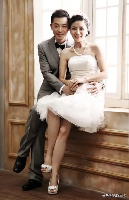 杨幂和刘恺威结婚照(杨幂老公刘恺威结婚照)-情感知识库-动动脑
