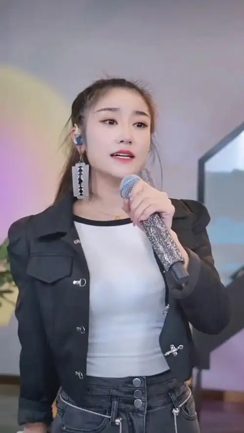 正能量唱歌才艺主播实力派歌手音乐人梓莀刀妹菲儿完美团队