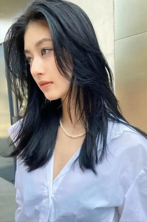 高层次锁骨发夏天一定要尝试的发型剪完手机相册都不够用了