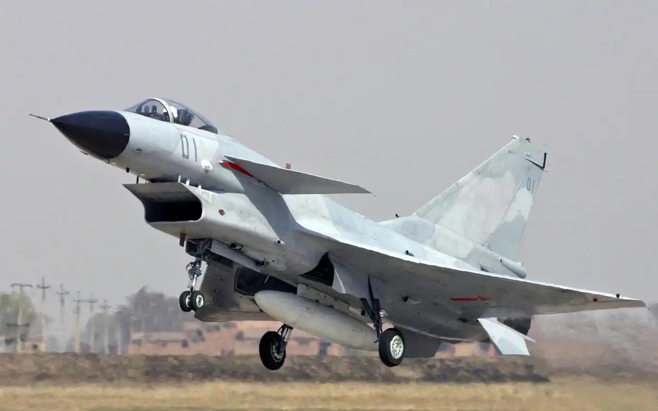 中国歼10战斗机宽屏壁纸七下载