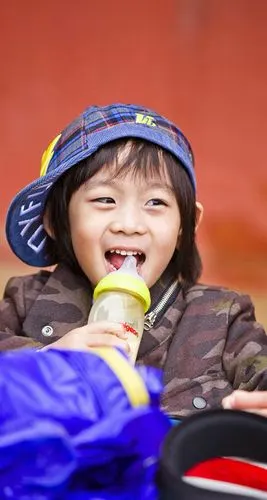 小小志精美图片高清手机壁纸744*1392