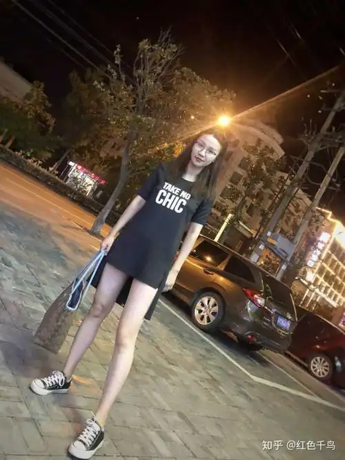 女生什么样的腿才叫好看的腿?