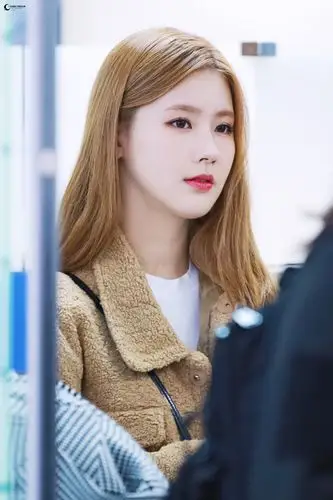 韩国女团gidle赵美延高清饭拍手机壁纸