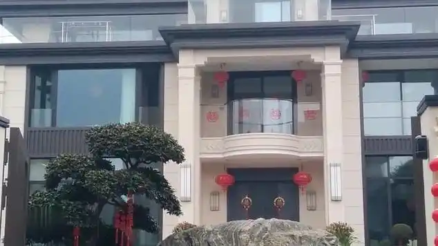 吴亦凡在上海在上海的豪宅别墅价值1300万|豪华别墅|别墅实拍|乐器