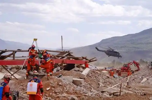 丽江等地联合举行"应急使命·2023"高山峡谷地区地震灾害空地一体化