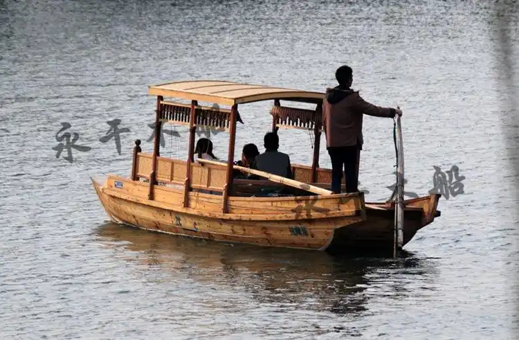 2-4米木船 仿古装饰船 公园手划乌篷船 观光小木船渔船 景观船